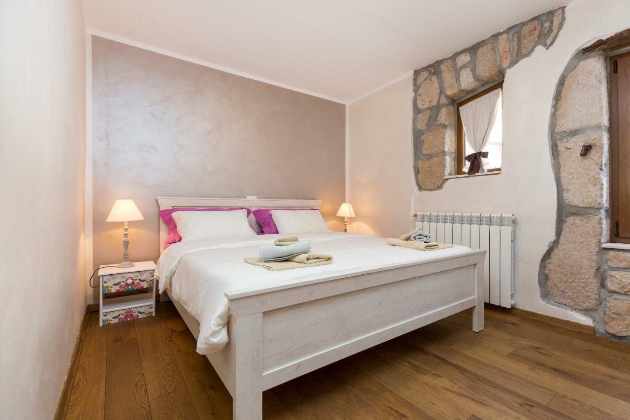 Villa Milena Brsec Bagian luar foto